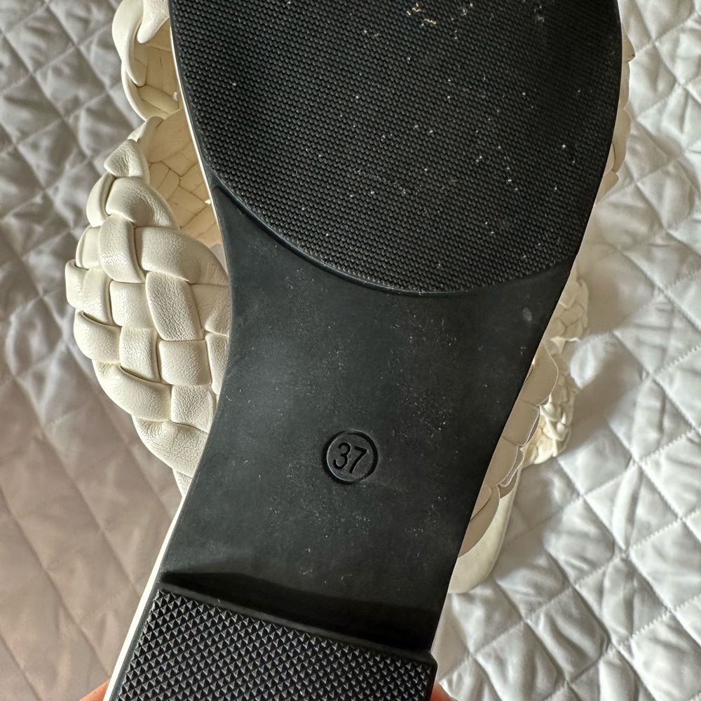 Sandals! - Picture 2 of 2